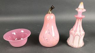 Pink Glass Pear Signed Timothy Hochstetter