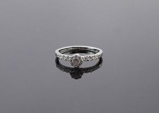 
WHITE GOLD SOLITAIRE RING