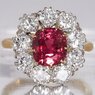 BEAUTIFUL RUBY AND DIAMOND CLUSTER RING