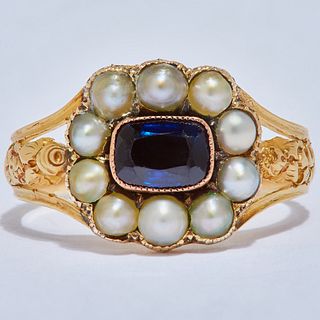 ANTIQUE SAPPHIRE AND PEARL CLUSTER RING