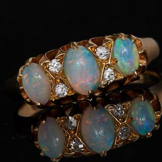 EDWARDIAN 18 CT GOLD OPAL AND DIAMOND RING