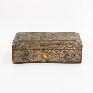 A Carved And Repousse' Rectangular Silver Box | กล่องเงินสลักดุนลายเทวดาและยักษ์