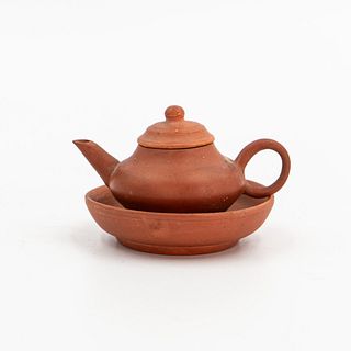 A Miniature Teapot | ปั้นชาขนาดเล็กเนื้อปังเคย