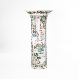 A Polychrome Porcelain Vase | แจกันปากแตรกระเบื้องเคลือบสี