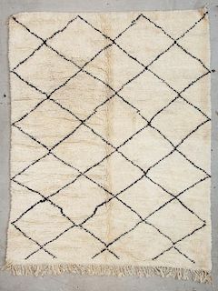 Vintage Beni Ourain Rug: 6'11" x 8'9" (210 x 266 cm)
