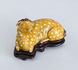 CHINESE PORCELAIN FIGURE OF A RECUMBENT SPOTTED STAG