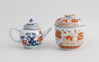 TWO CHINESE EXPORT PORCELAIN IMARI ARTICLES