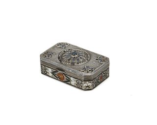A French silver and enameled snuff box