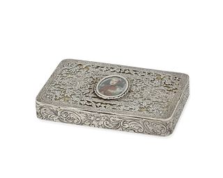 A French silver snuff box