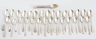 GROUP OF THIRTY ASSEMBLED AMERICAN SILVER TEA AND COFFEE SPOONS