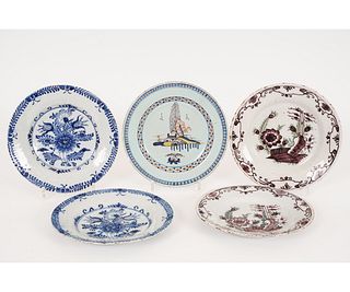 TWO PAIR DELFT PLATES