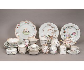 COLLECTION OF CHINESE PORCELAIN TABLEWARE