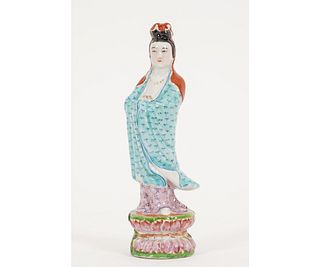 CHINESE PORCELAIN FIGURE