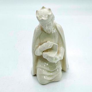 Vintage Goebel Hummel White Nativity Wise Man Figurine
