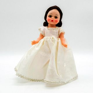 Vintage Madame Alexander Doll, Blush Brunette In Cream Dress