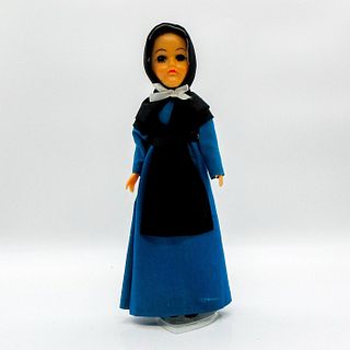 Vintage Standard Doll Co., Puritan Woman With Stand