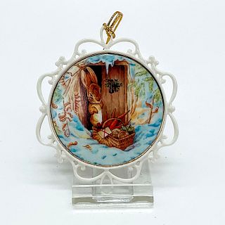 Wedgwood Peter Rabbit Christmas Ornament, The Gift