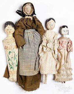 Three peg wooden dolls
