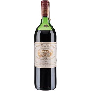 Château Margaux. Cosecha 1982. Grand Vin. Premier Grand Cru Classé. Margaux. Nivel: en el hombro superior. Calificación: 95 / 100.