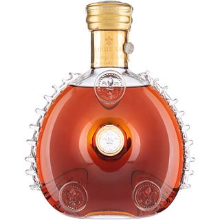 Rémy Martin. Louis XIII. Grande Champagne Cognac. Licorera de cristal de baccarat con tapón. Carafe no. 9789. En estuche de lujo.

