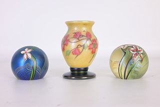 Orient & Flume Vase & (2) Paperweights