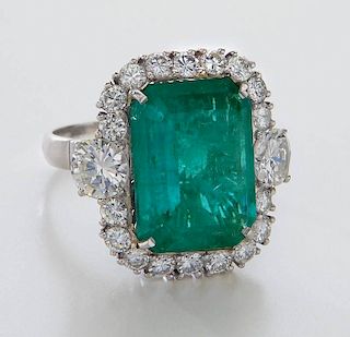 Platinum, emerald (AGL) and diamond ring