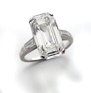 Platinum and diamond ring (GIA),