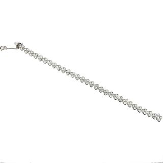 18k Gold Diamond Heart Line Bracelet