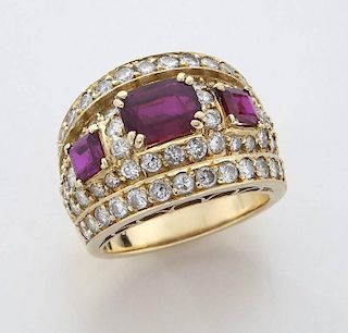 18K gold, diamond and ruby ring featuring