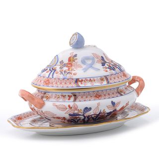 A HEREND CANTON PATTERN MINIATURE TUREEN