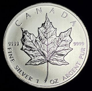2011 Canada $5 Maple Leaf 1 ozt .9999 Silver