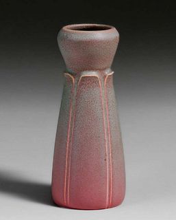 Rookwood #1656E Matte Greenish Pink Vase 1911
