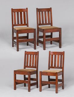 Set of 4 Grand Rapids Dining Chairs c1910