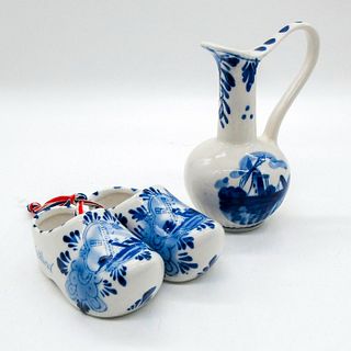 2pc Vintage Delft Handled Pitcher and Pair of Holland Clogs