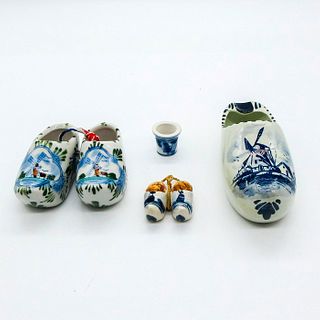 4pc Vintage Delft Porcelain Hand Painted Pieces