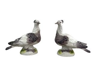 Pair of French Antiques Porcelains Samson Pigeon 