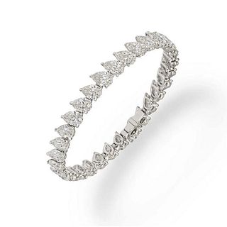 Set of 20 Pear cut Diamonds for Bracelet. Appraised Value: $268,000 
