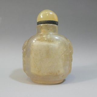 ANTIQUE CHINESE CARVED CRYSTAL SNUFF BOTTLE - 19TH CENTURY