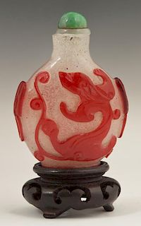 Chinese Red Overlay Snowflake Glass Snuff Bottle,