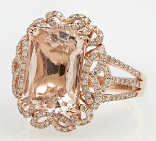 Lady's 14K Rose Gold Dinner Ring, with a 6.99 cara