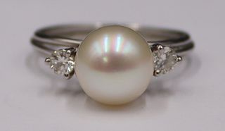 JEWELRY. Vintage Platinum Pearl and Diamond Ring.