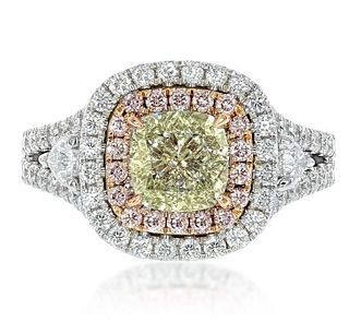 18K GOLD 3.0CTTW GREEN AND PINK DIAMOND RING