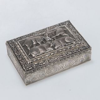 A 19TH CENTURY INDIAN SILVER BOX