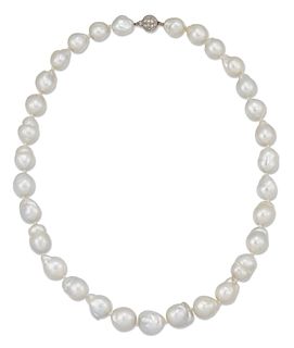 A BAROQUE SOUTH SEA CULTURED PEARL NECKLACE