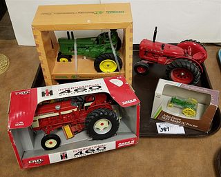 TRAY 4 TOY TRACTORS DIE CAST