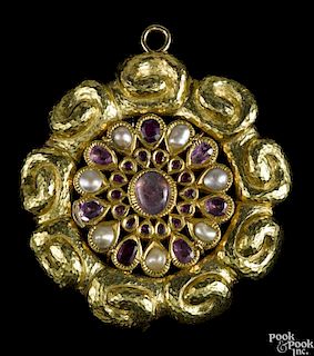 18K yellow gold David Webb pendant, the Webb circular frame fitted to a ruby and pearl insert