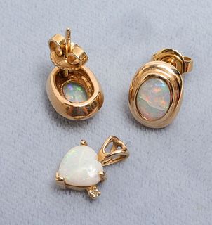 14K Yellow Gold Opal & Diamond Pendant & Earrings