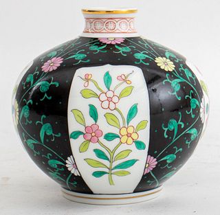 Herend Hungary 'Siang Noir' Porcelain Vase