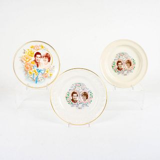 3pc Prince Charles and Lady Diana Celebrative Cabinet Plates