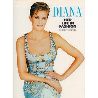 Book Diana Her Life In Fashion